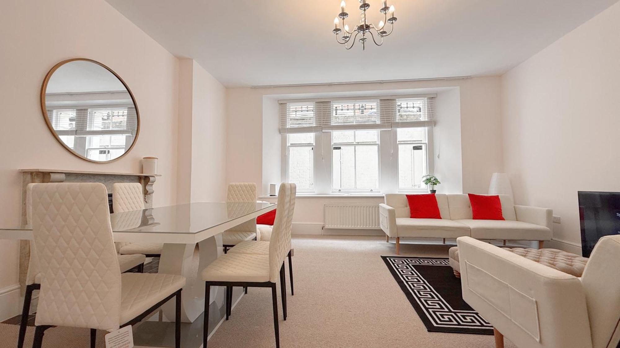 2000ft Palacial 3 Super King Bedrooms & 3bathrooms Near Buckingham Palace & Westminster Abbey - Luxurylondonstays Casa de férias Londres